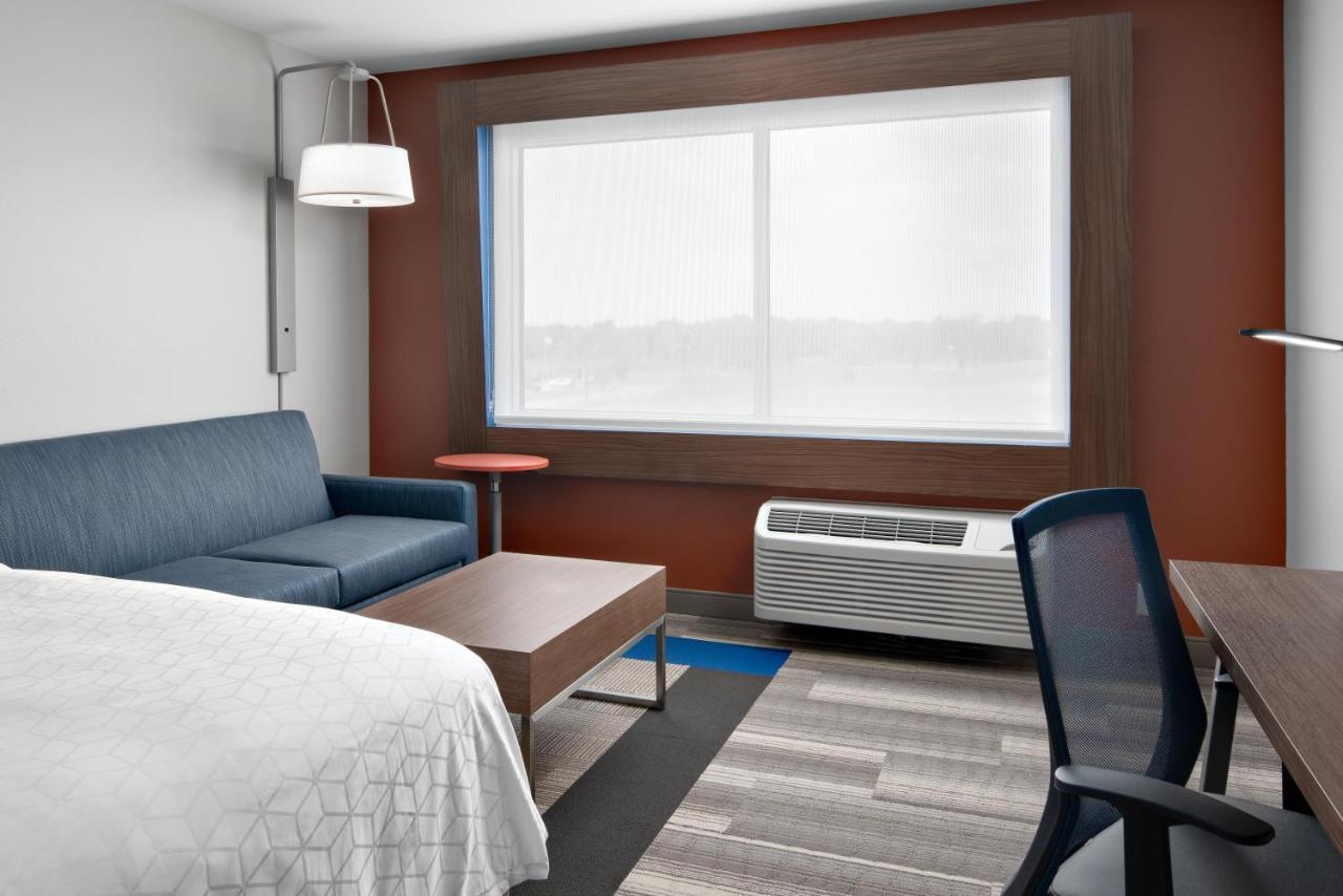 Holiday Inn Express & Suites - Elkhorn - Lake Geneva Area By Ihg Exterior photo